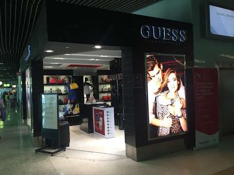 Photo: Guess Accessories